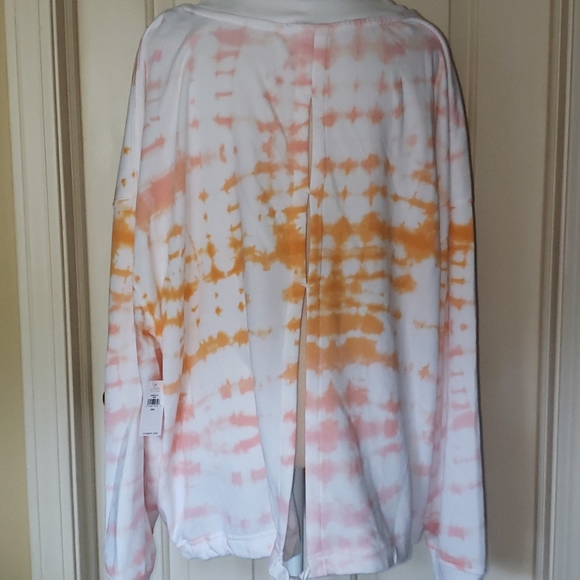 Old Navy Tie-dye Summer Open Back Sweatshirt - Picture 9 of 16